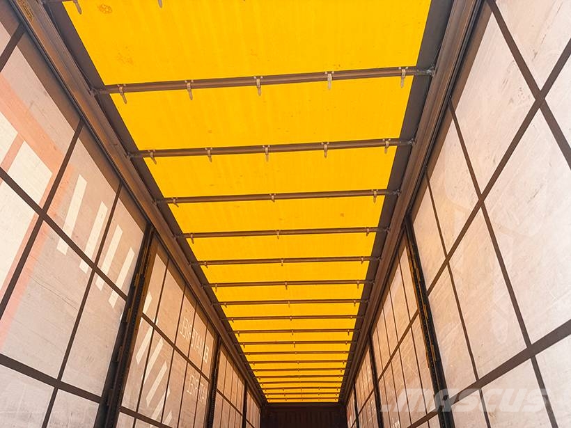 Krone Curtainsider / Planenauflieger Curtainsider semi-trailers