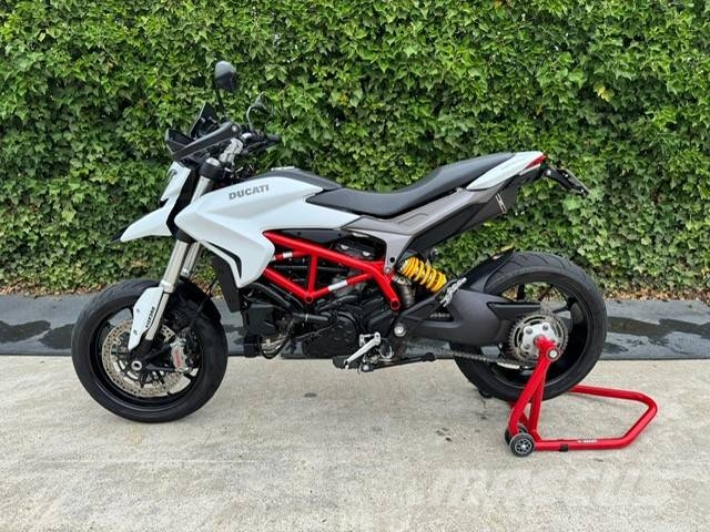 BMW R 1250 GS 40 year Kāpurķēžu ekskavatori