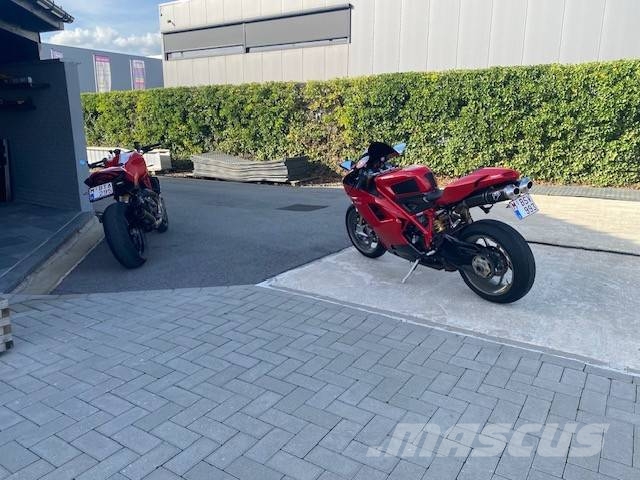 BMW R 1250 GS 40 year Kāpurķēžu ekskavatori