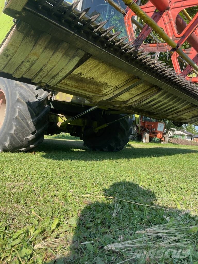 CLAAS Dominator 76 Kombajni