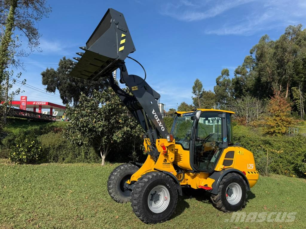 Volvo L 25 F Wheel loaders
