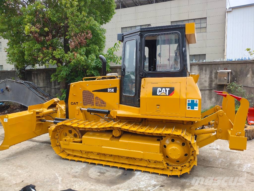 CAT D 5 K Buldožerji goseničarji