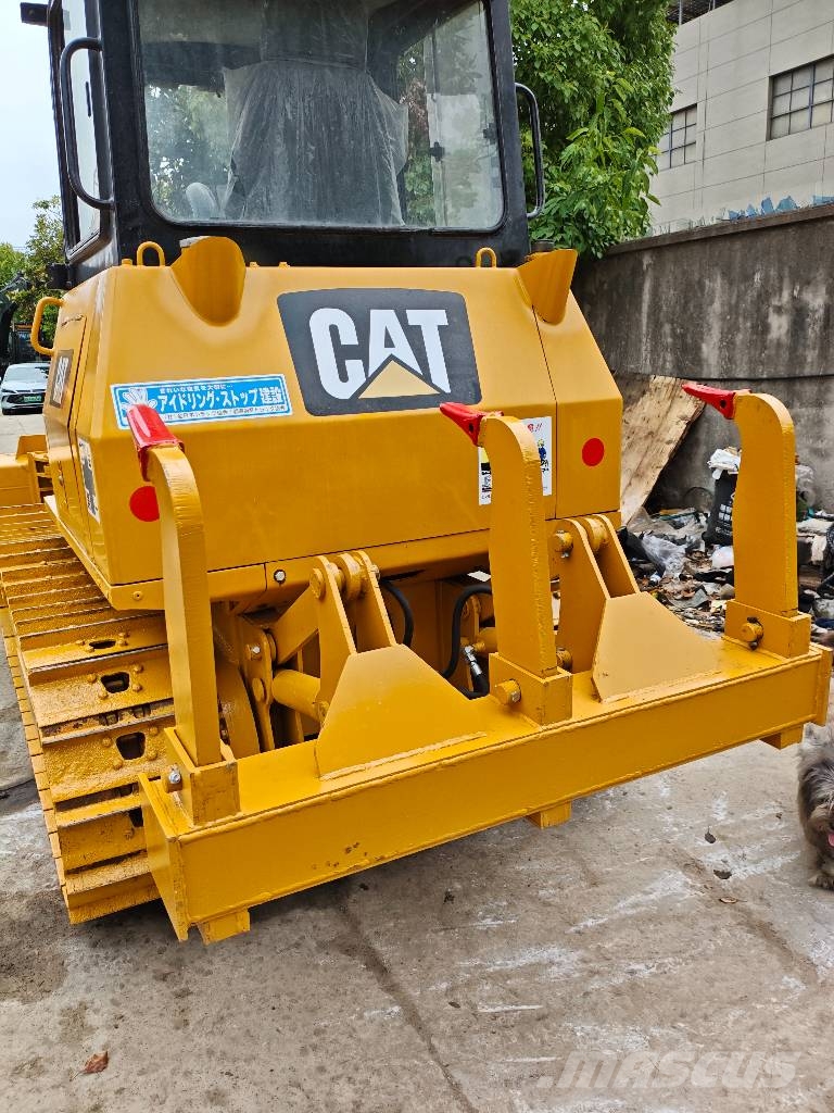 CAT D 5 K Buldožerji goseničarji