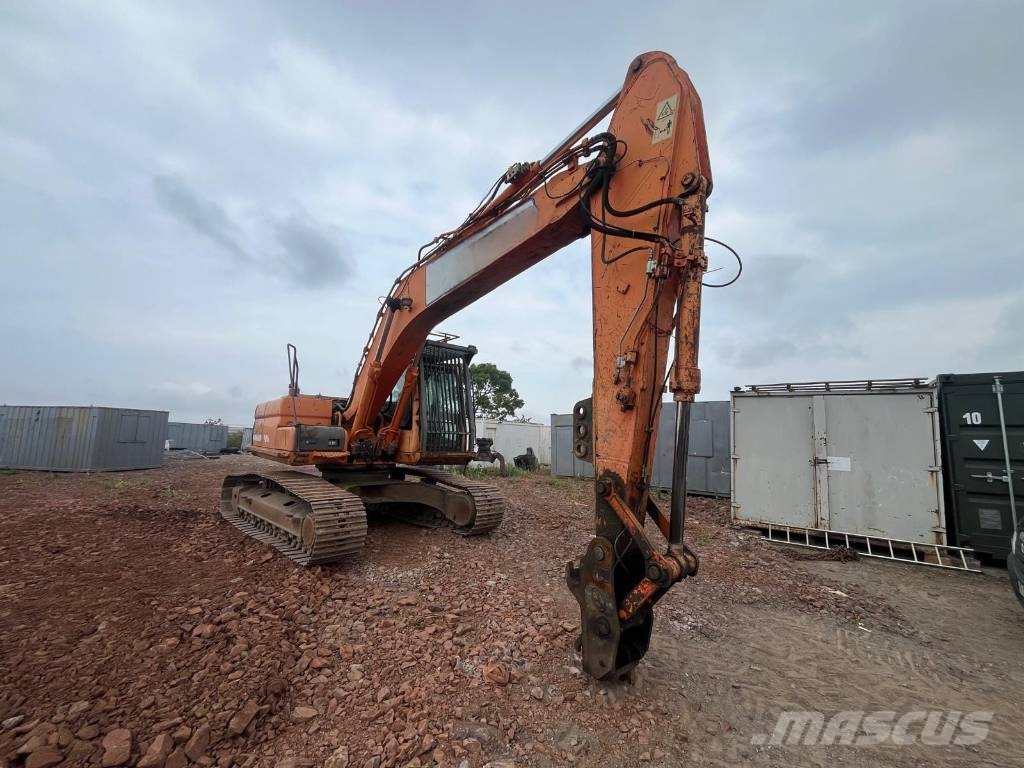 Doosan DX 225 LC Gravemaskiner på larvebånd