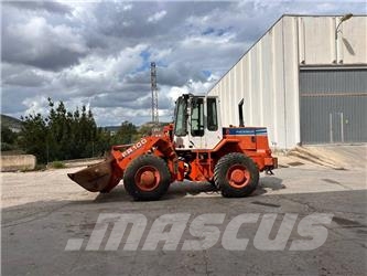 Fiat-Hitachi FR 100 Tekerlekli yükleyiciler