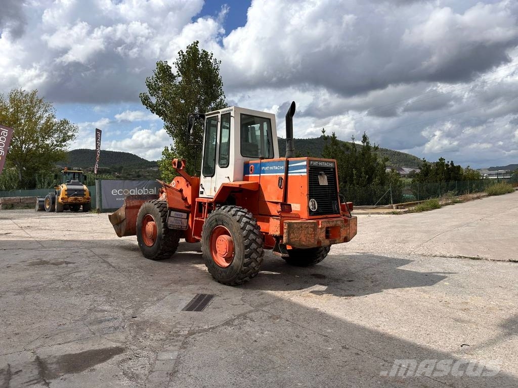 Fiat-Hitachi FR 100 Tekerlekli yükleyiciler
