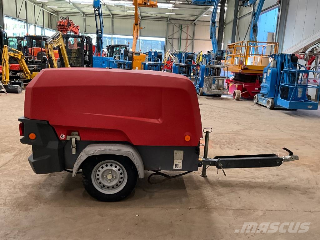 Atlas Copco XAS 58 مكابس