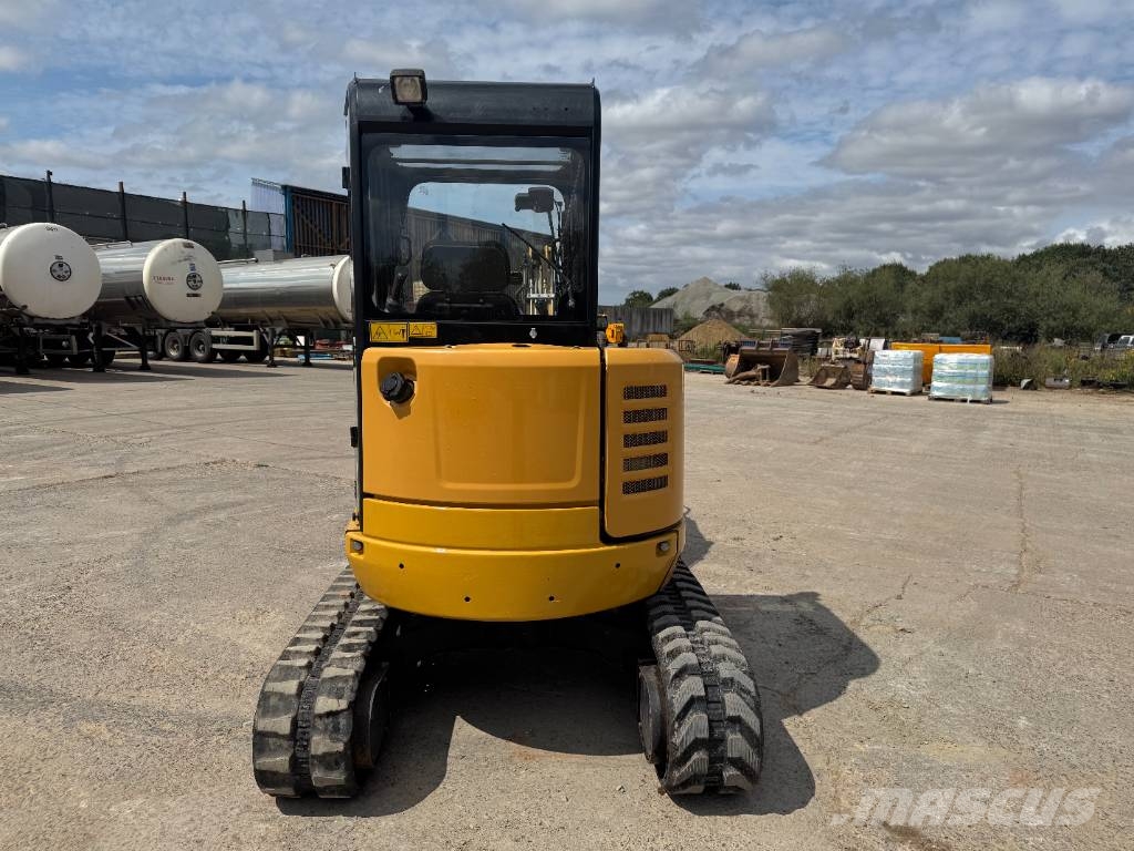 CAT 302.7 D CR Mini bagri <7t