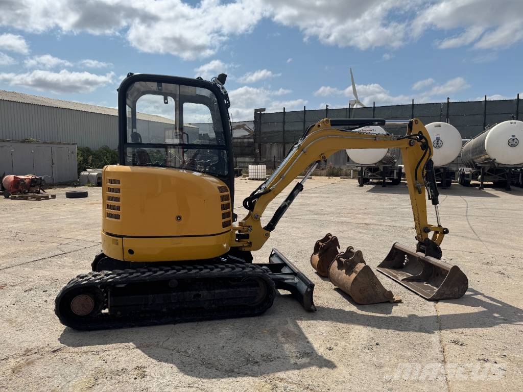 CAT 302.7 D CR Mini bagri <7t