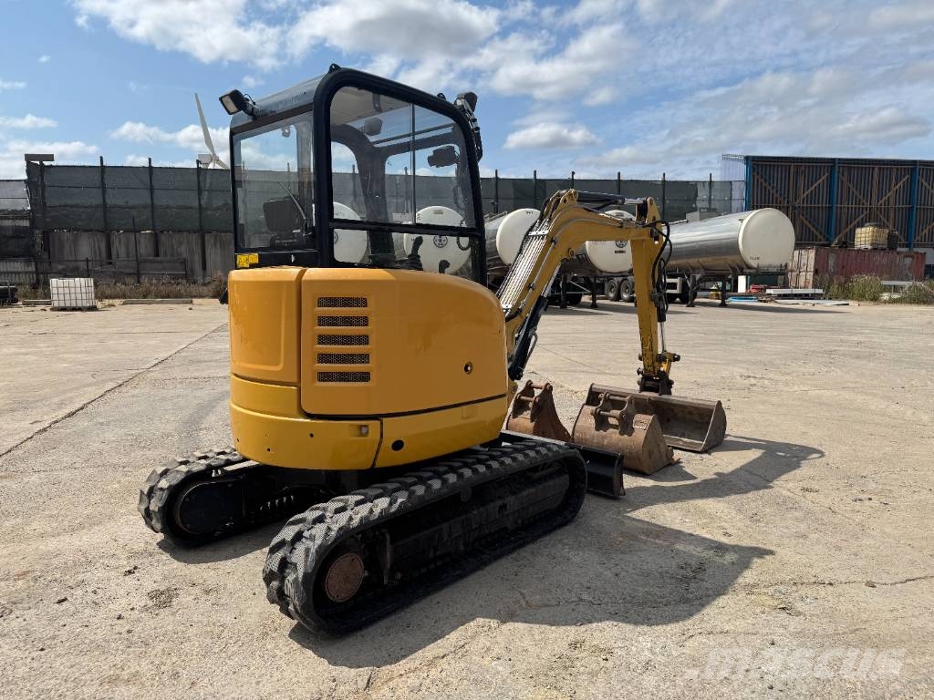 CAT 302.7 D CR Mini bagri <7t