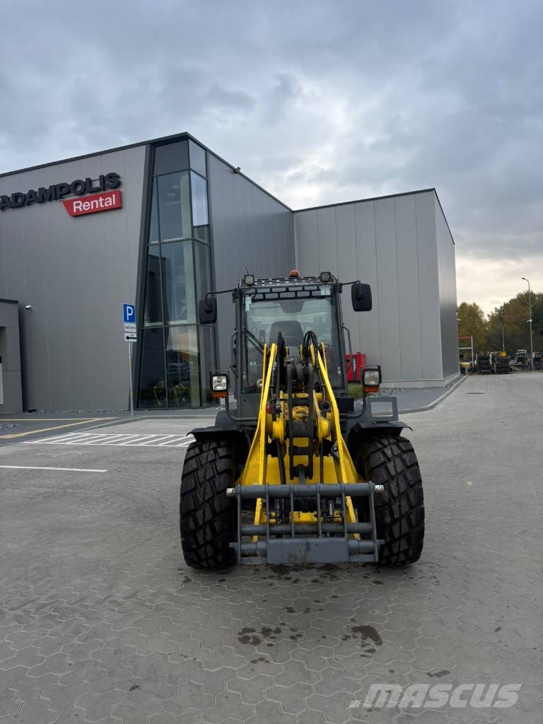 Wacker Neuson WL 70 Gumikerekes homlokrakodók