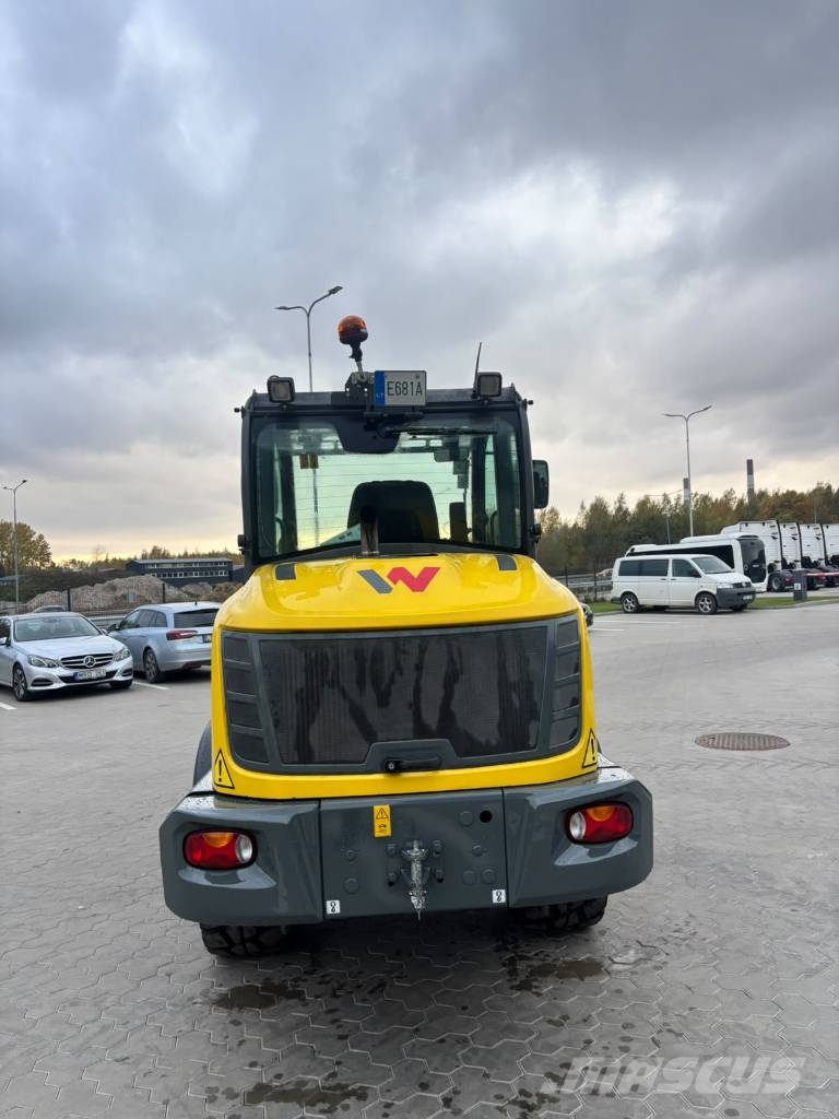 Wacker Neuson WL 70 Gumikerekes homlokrakodók