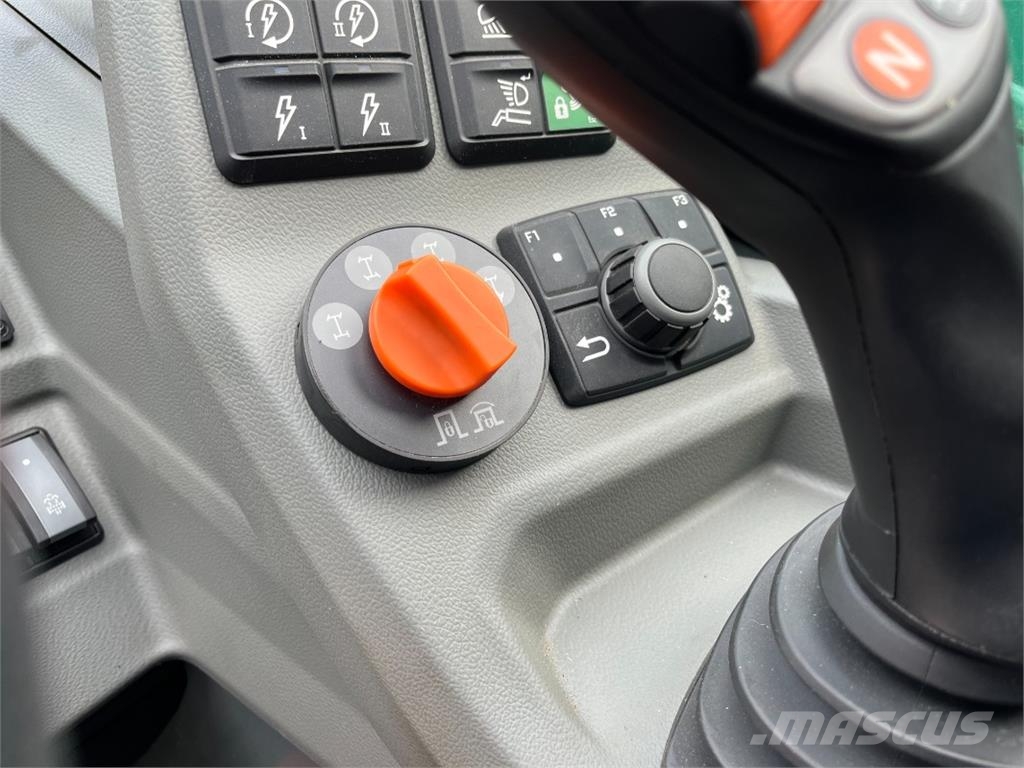 Kramer KT316 معدات مناولة لأغراض الزراعة