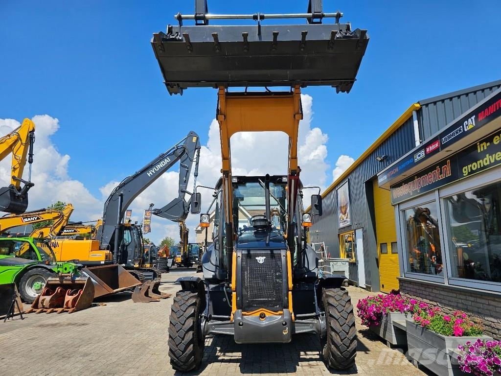 CASE 570SV AC / 4x4 / Forks / Telescopic Tractopelle