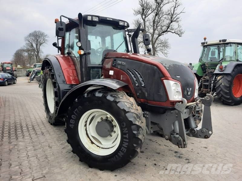 Valtra 163 Versu Traktori