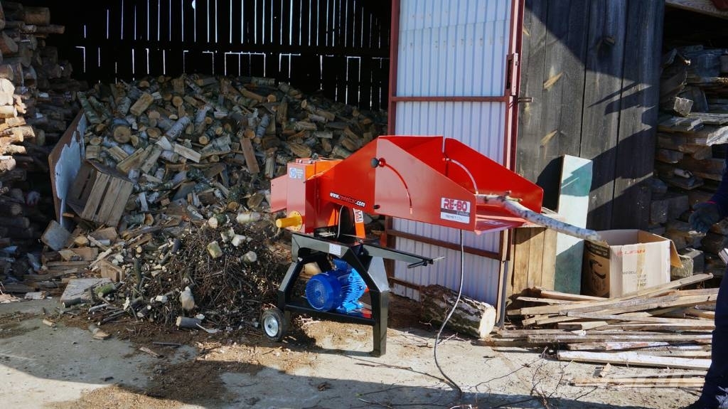REMET Wood chipper RE80 Koksnes šķeldotāji