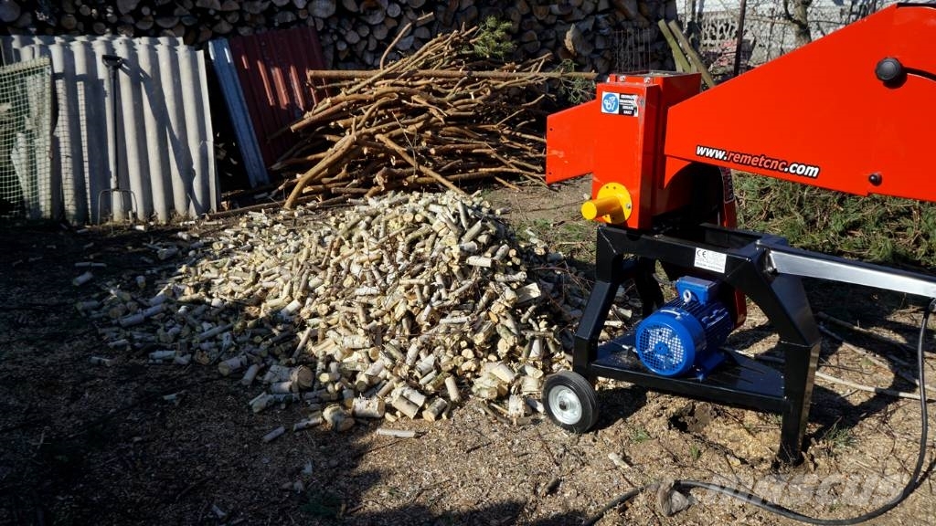 REMET Wood chipper RE80 Koksnes šķeldotāji