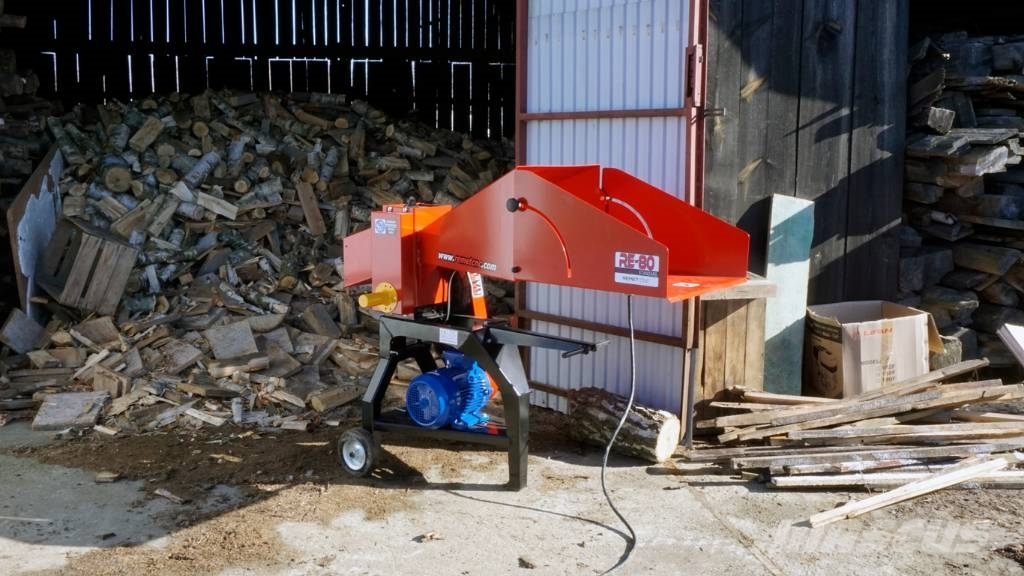 REMET Wood chipper RE80 Koksnes šķeldotāji