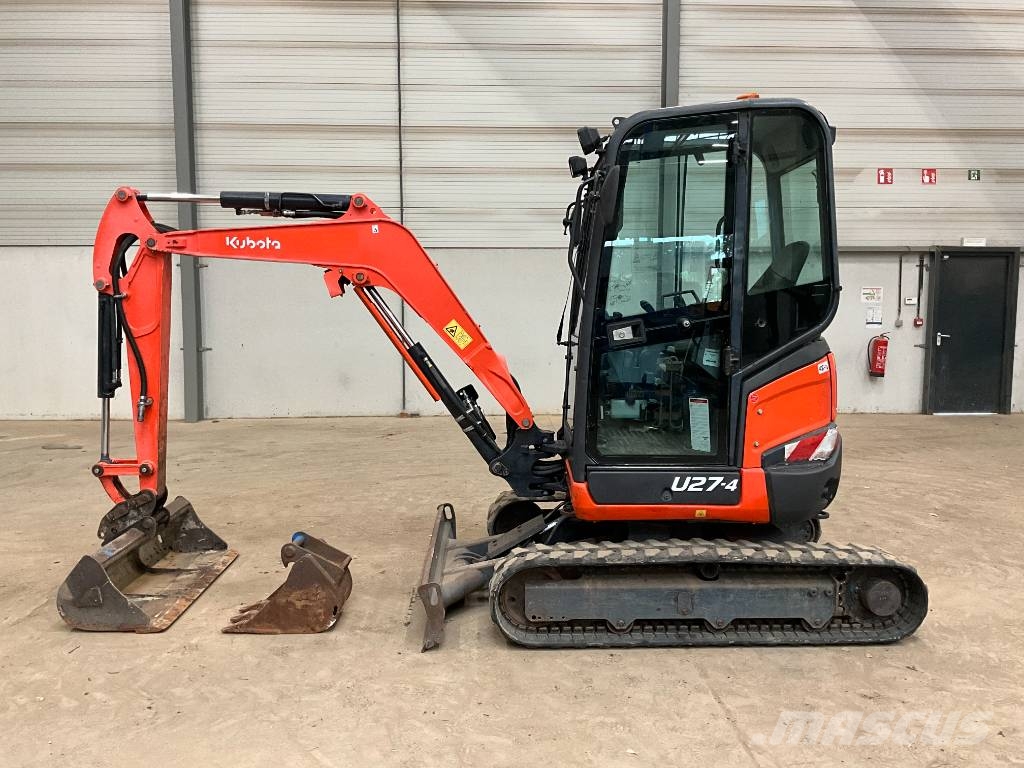 Kubota U 27-4 حفارات صغيرة أقل من 7 طن (حفارات صغيرة)