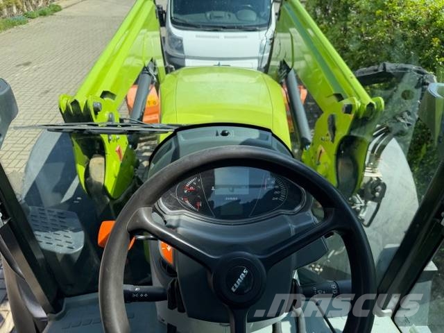 CLAAS Arion 440 Traktoriai