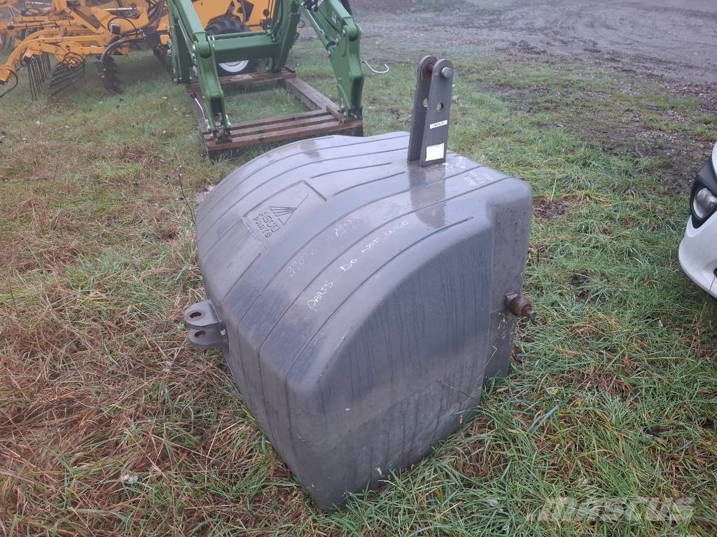 Valtra 1200KG TRACTOR WEIGHT Передние весы