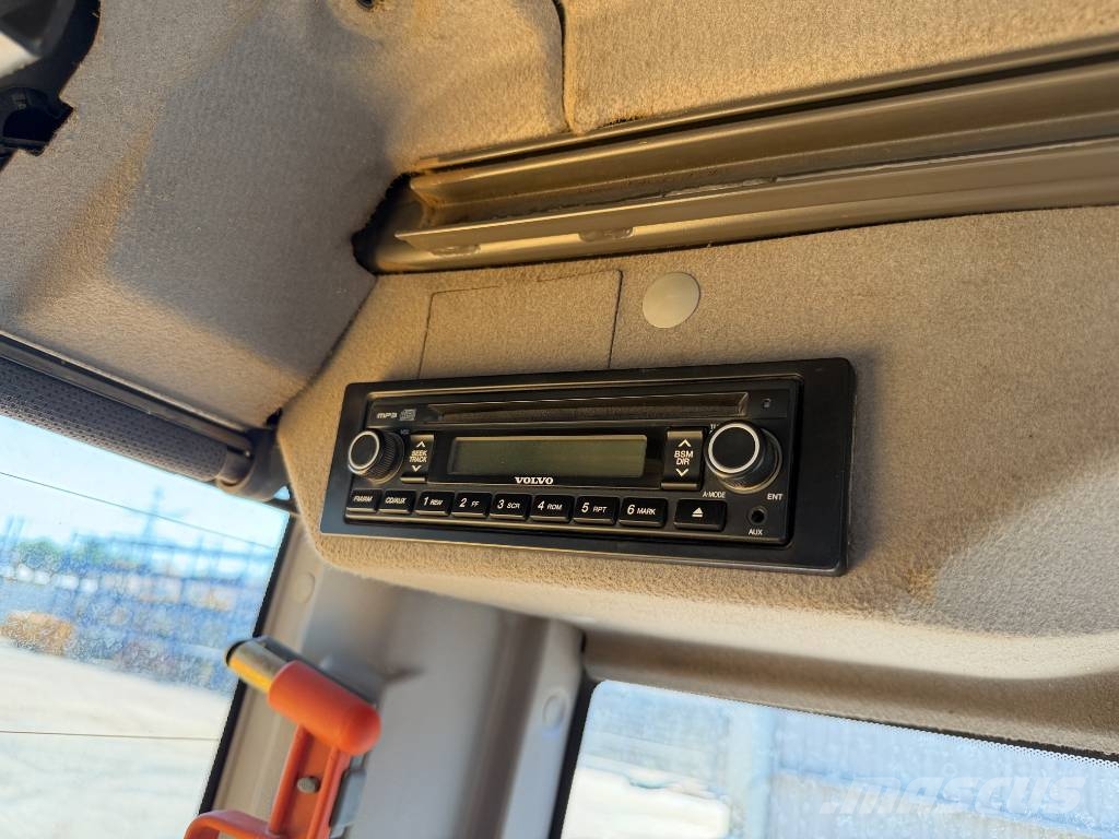 Volvo ECR145CL VA Pelle sur chenilles