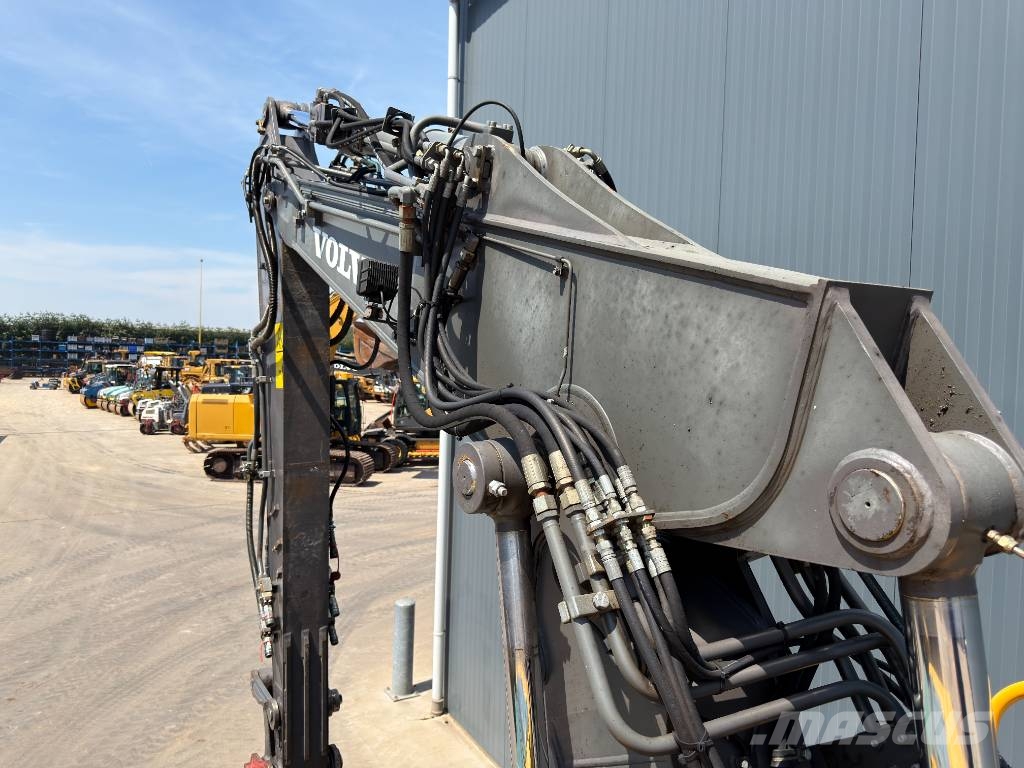 Volvo ECR145CL VA Pelle sur chenilles