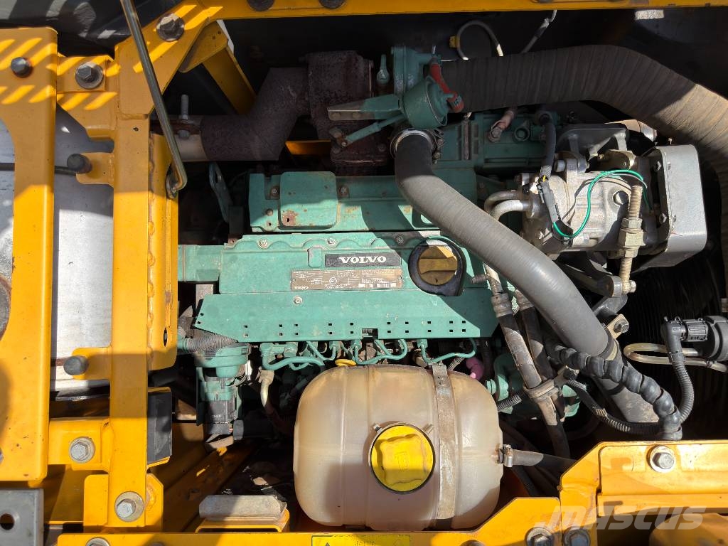 Volvo ECR145CL VA Pelle sur chenilles