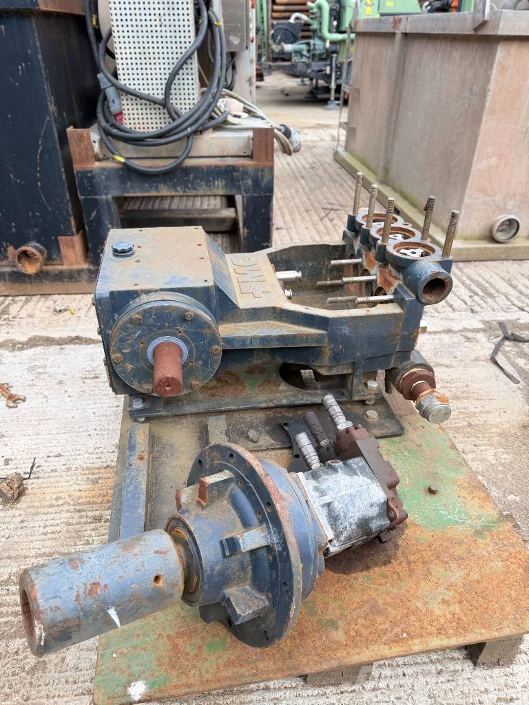 FMC M1224 Triplex Mud Pumps Otros equipos de perforación