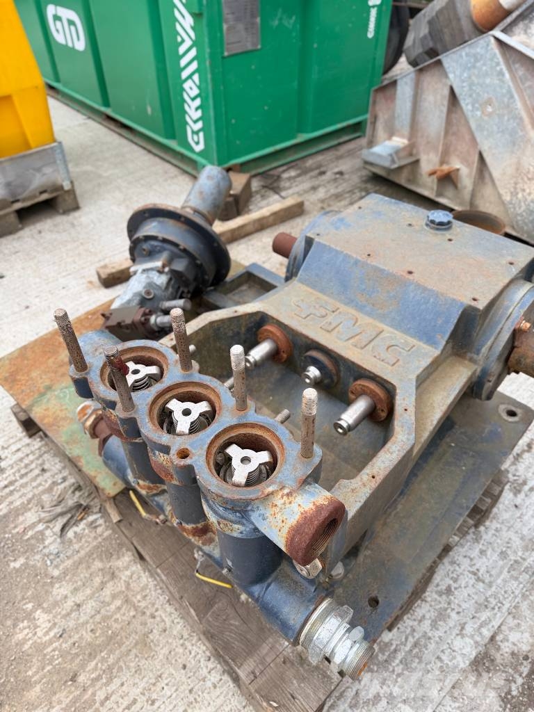 FMC M1224 Triplex Mud Pumps Otros equipos de perforación