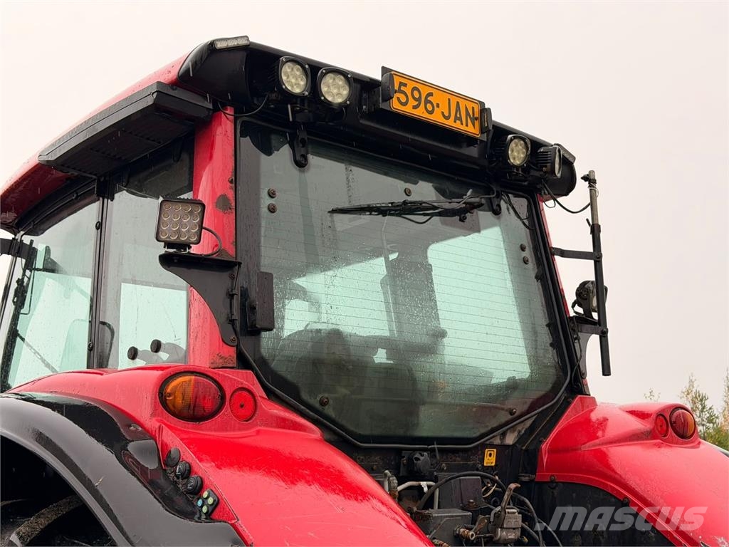 Valtra T213 TAAKSEAJOLAITTEET 拖拉机/农用车