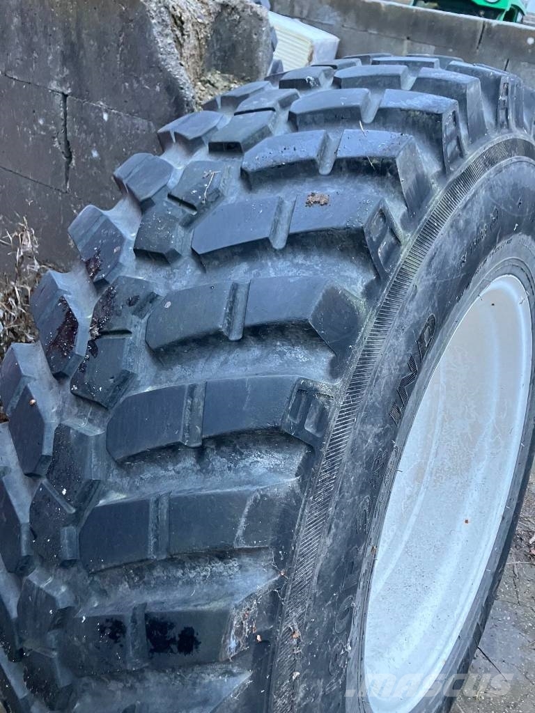 Alliance Græsbane hjul CIH Puma SWB eller NH T7 SWB Gumiabroncsok, kerekek és felnik