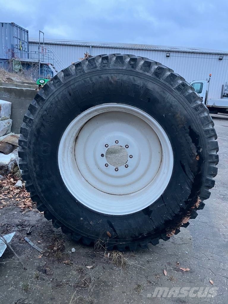 Alliance Græsbane hjul CIH Puma SWB eller NH T7 SWB Gumiabroncsok, kerekek és felnik