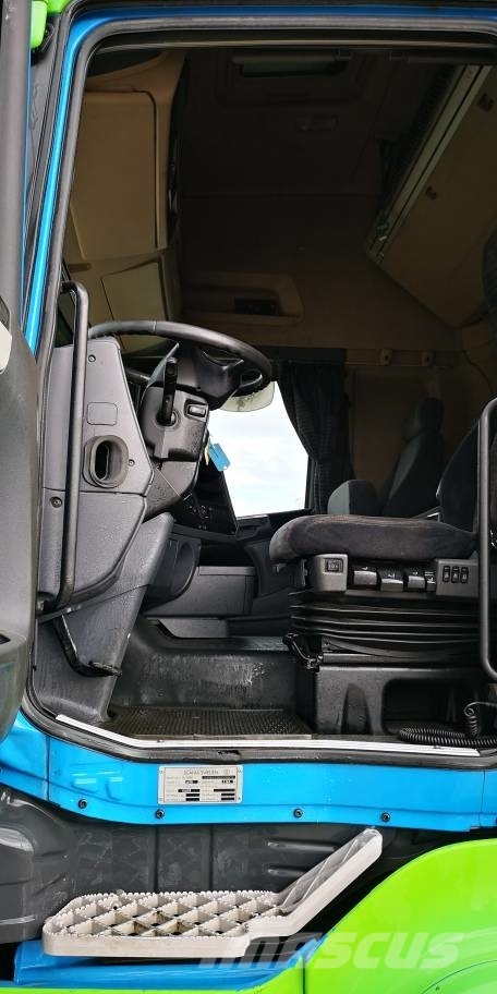 Scania R500LB6X2HNB full air Chassis met cabine