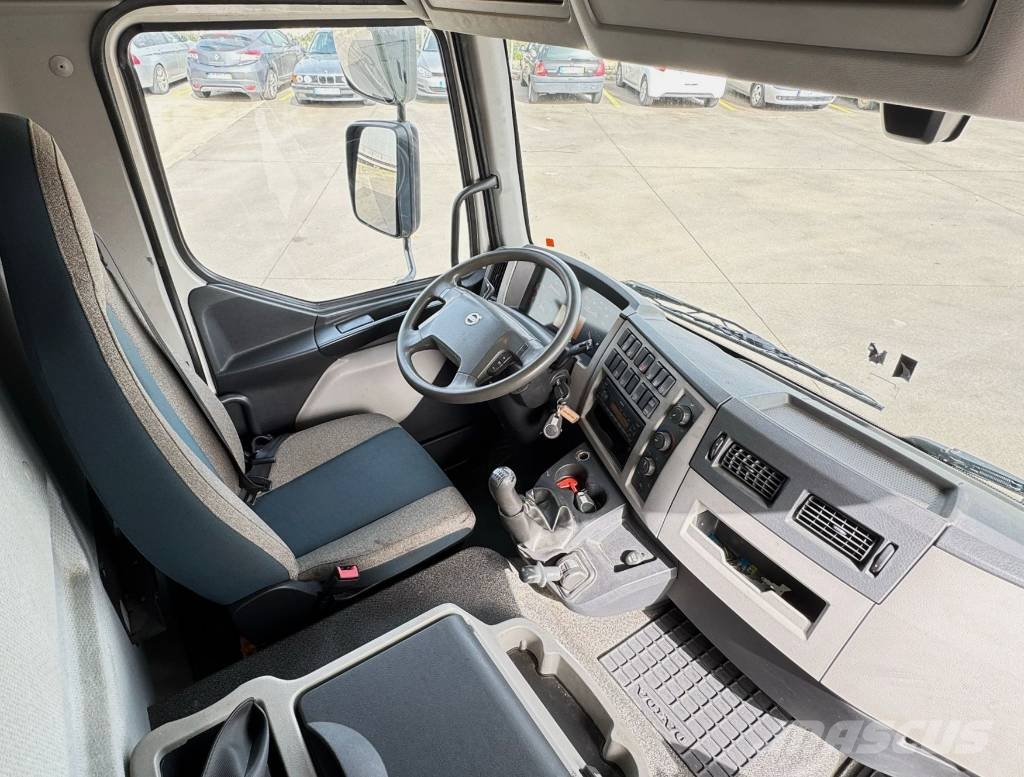Volvo FL 280 Lamberet + Carrier 온도 조절식 트럭