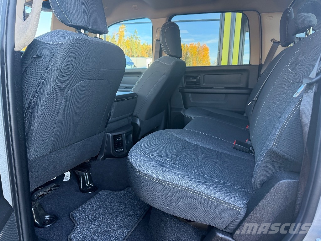 RAM 2500 Tradesman Pickup/Pritschenwagen