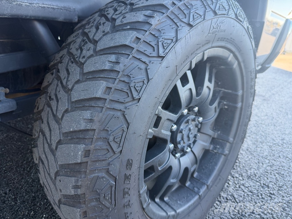 RAM 2500 Tradesman Pickup/Pritschenwagen