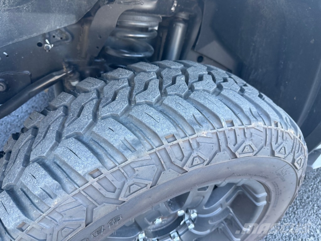 RAM 2500 Tradesman Pickup/Pritschenwagen