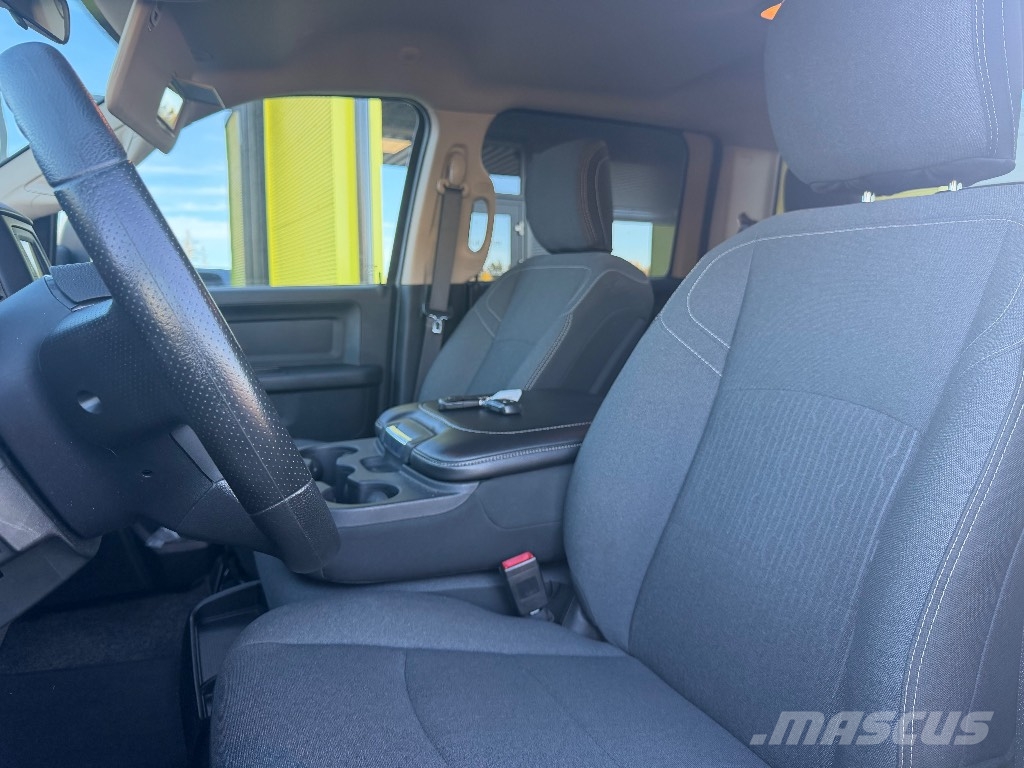 RAM 2500 Tradesman Pickup/Pritschenwagen