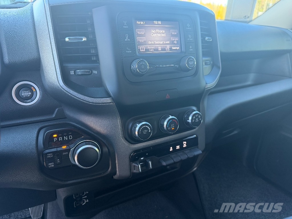 RAM 2500 Tradesman Pickup/Pritschenwagen