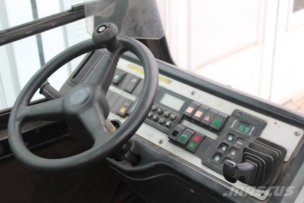 Terberg YT 182 Tracteur de manœuvre