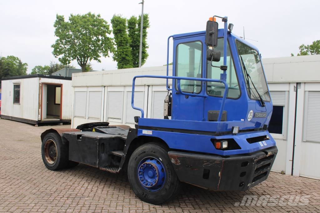 Terberg YT 182 Tracteur de manœuvre