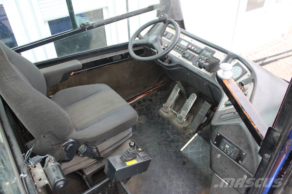 Terberg YT 182 Tracteur de manœuvre