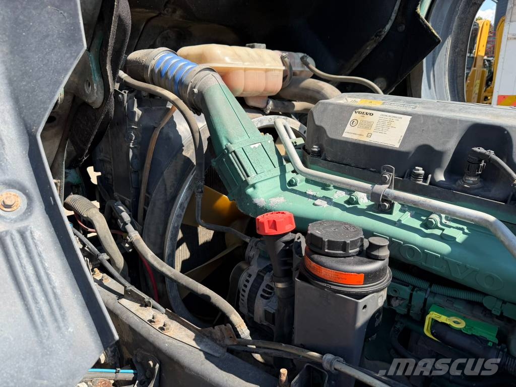 Volvo FM 300 Camiones polibrazo
