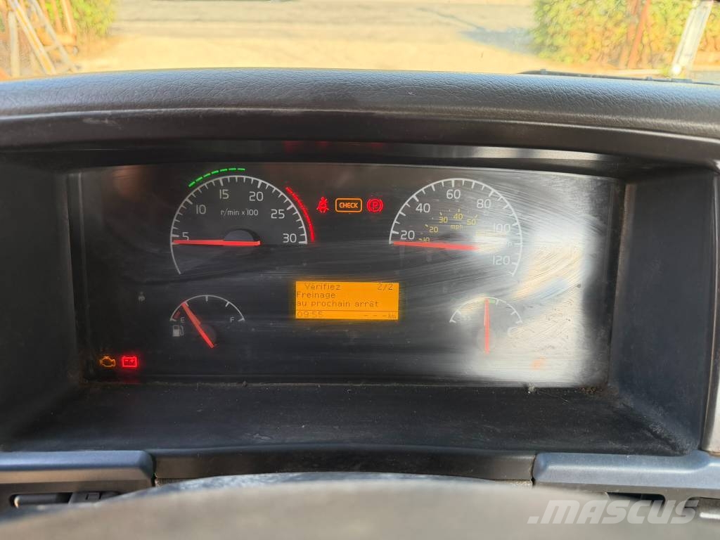 Volvo FM 300 Camiones polibrazo