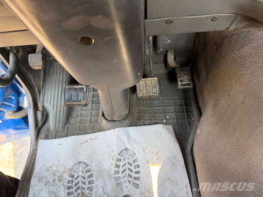 Volvo FM 300 Camiones polibrazo