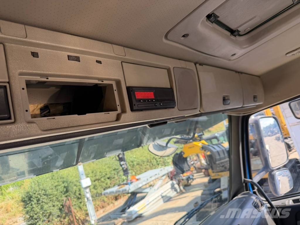 Volvo FM 300 Camiones polibrazo