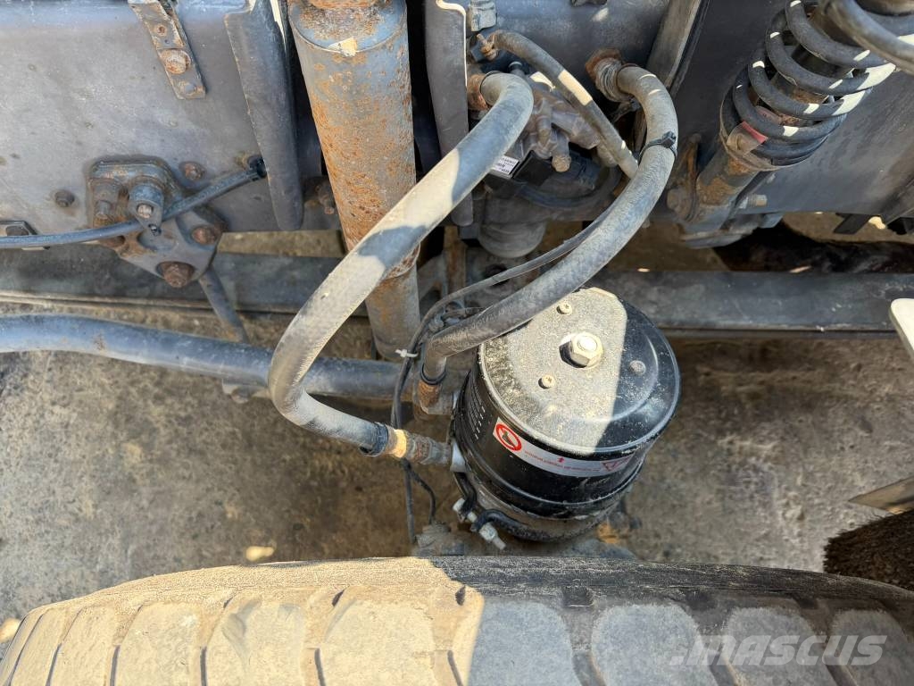 Volvo FM 300 Camiones polibrazo