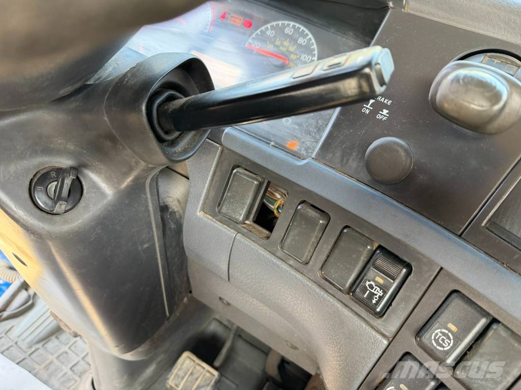 Volvo FM 300 Camiones polibrazo