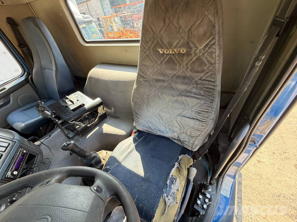 Volvo FM 300 Camiones polibrazo